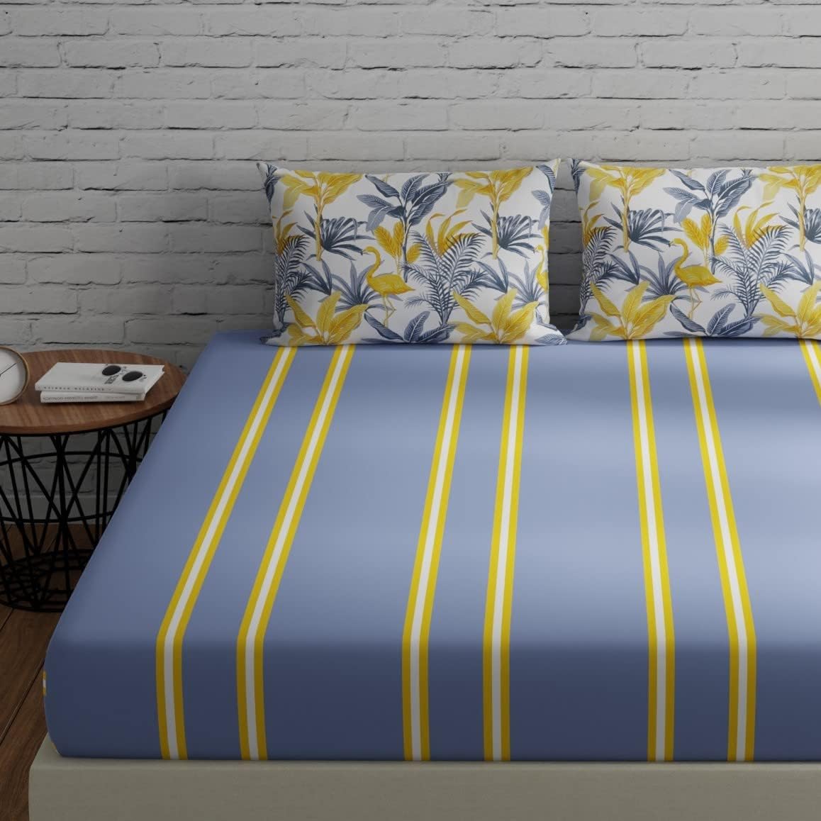 Cotton Double Bed Bedsheet Set – Striped Flamingo Design