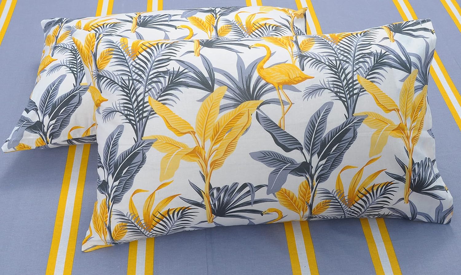 Cotton Double Bed Bedsheet Set – Striped Flamingo Design